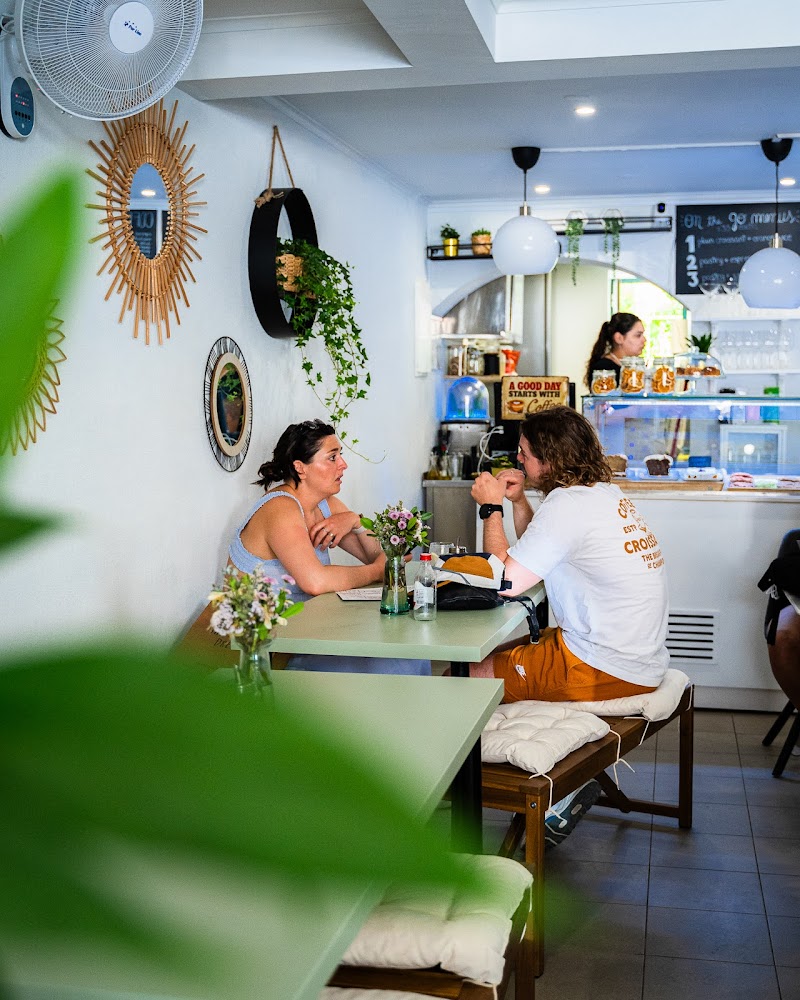 Lou's Cafe Gallery 2